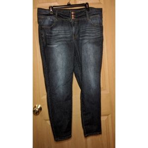 Skinny jeans size 18